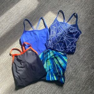 4 Women’s competition suits